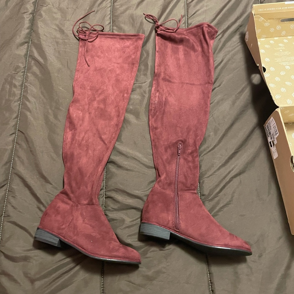 Size 7 thigh high